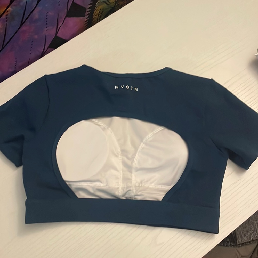 Nvgtn Workout Cropped Top in Navy Blue size medium